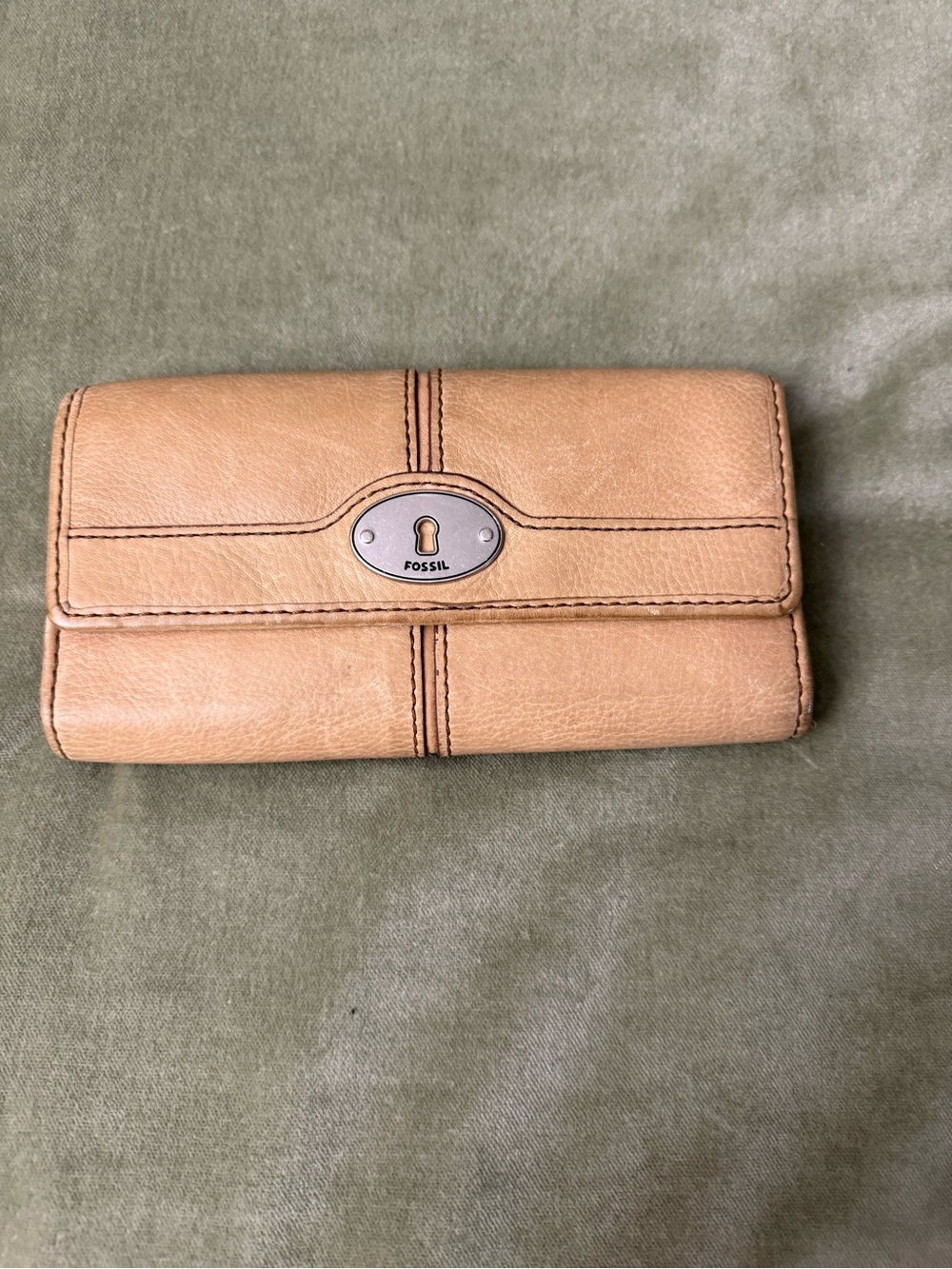 Vintage Fossil Maddox Keyhole Women's Tan Leather Wallet OSP